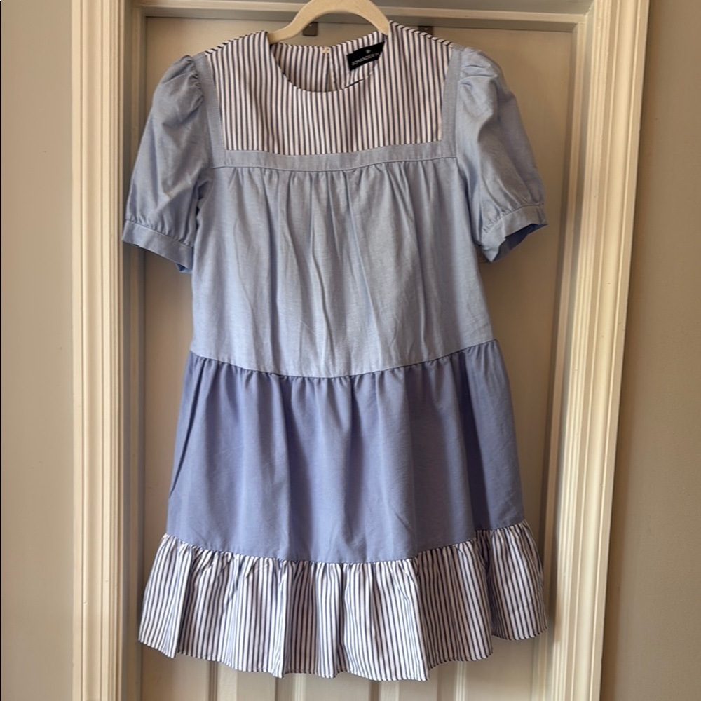 Pomander Place Blue and White Casual Dress